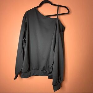 Women's Black Off-Shoulder Top